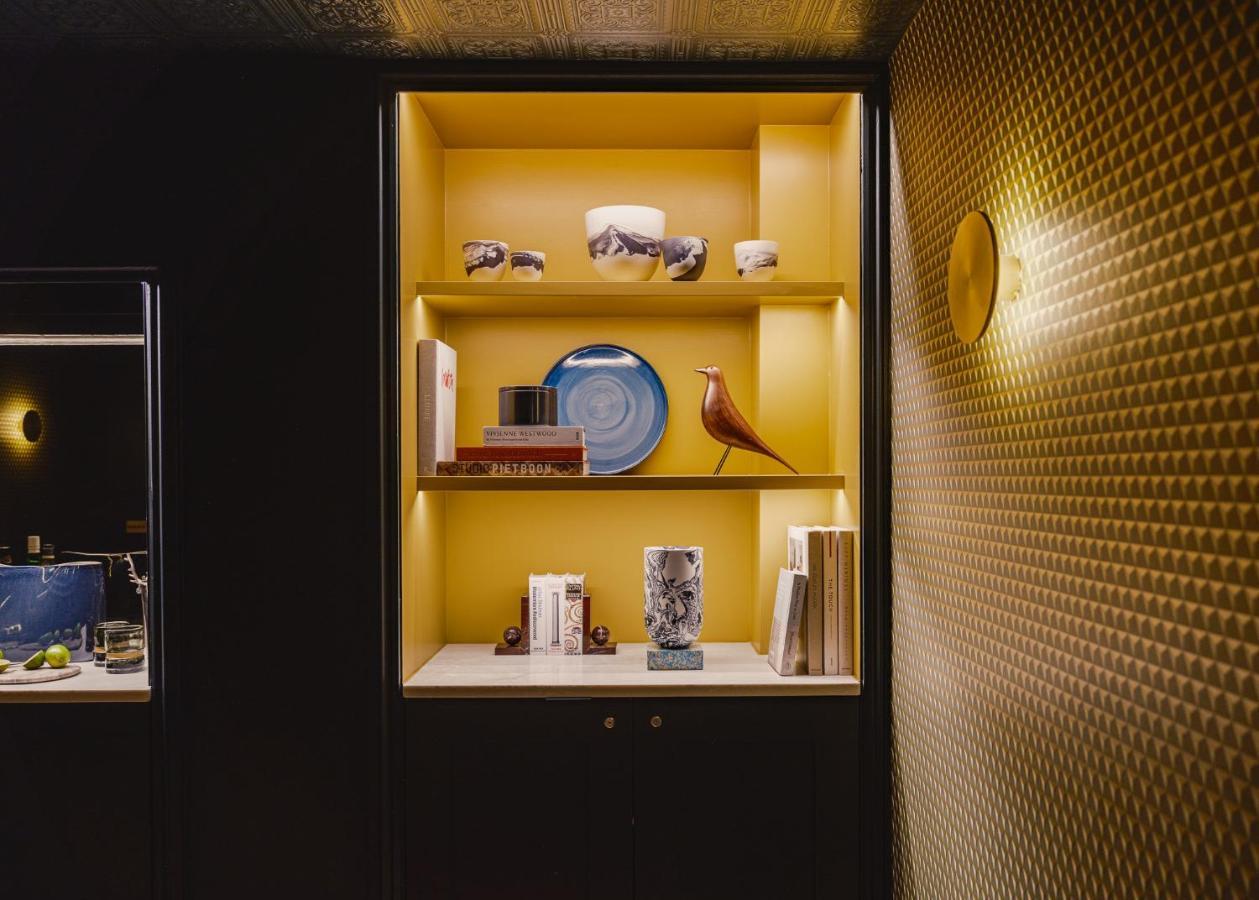 באת' Leighton House - Boutique Guesthouse מראה חיצוני תמונה A niche in a hotel room