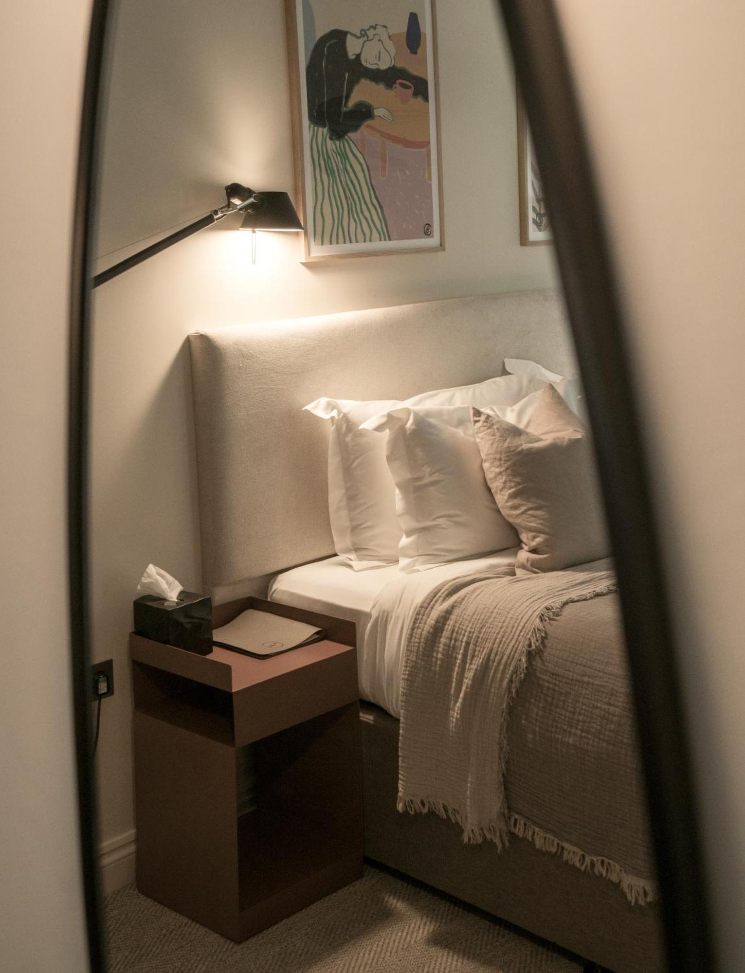באת' Leighton House - Boutique Guesthouse מראה חיצוני תמונה A bedroom at the hotel