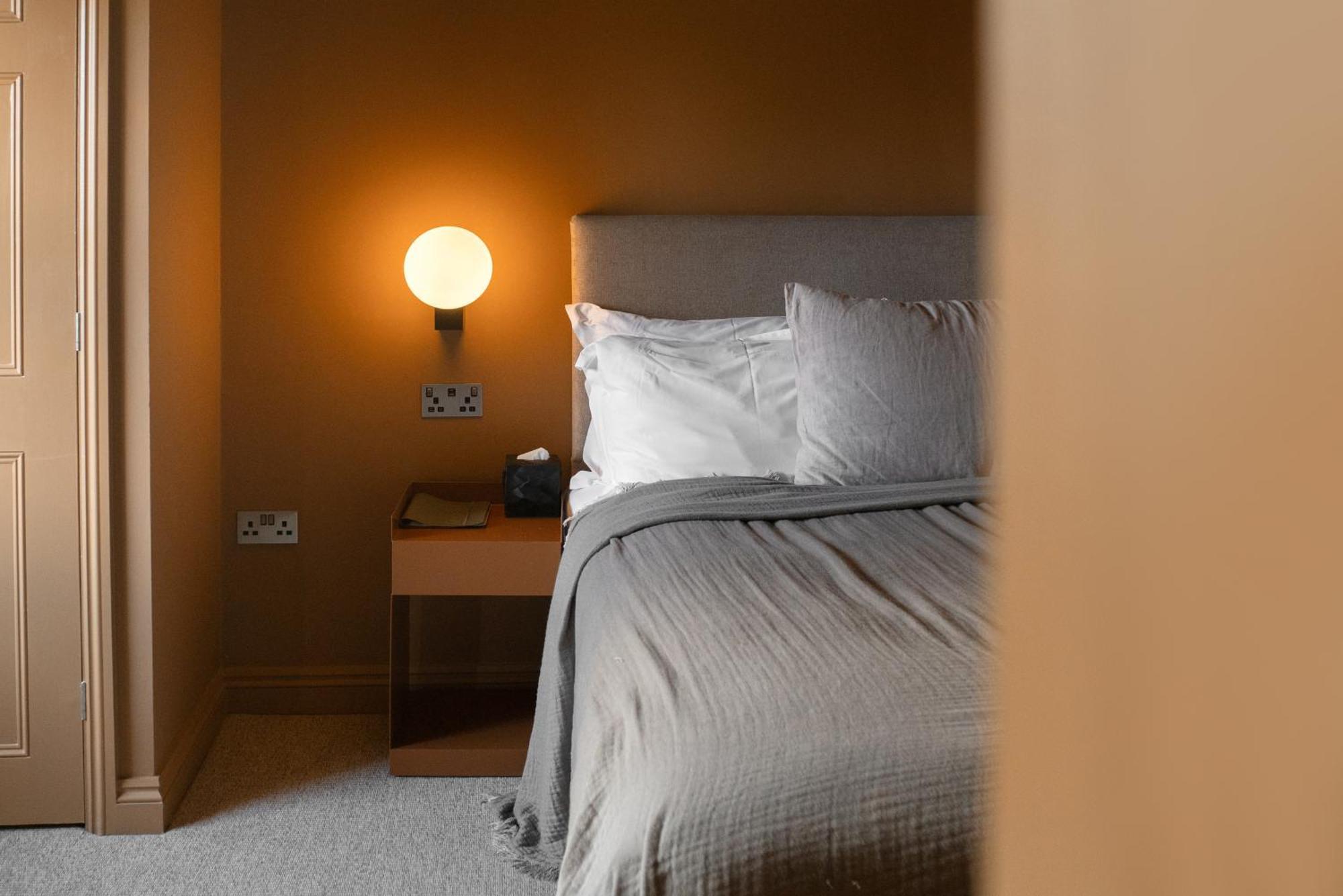 באת' Leighton House - Boutique Guesthouse מראה חיצוני תמונה A bedroom at the hotel