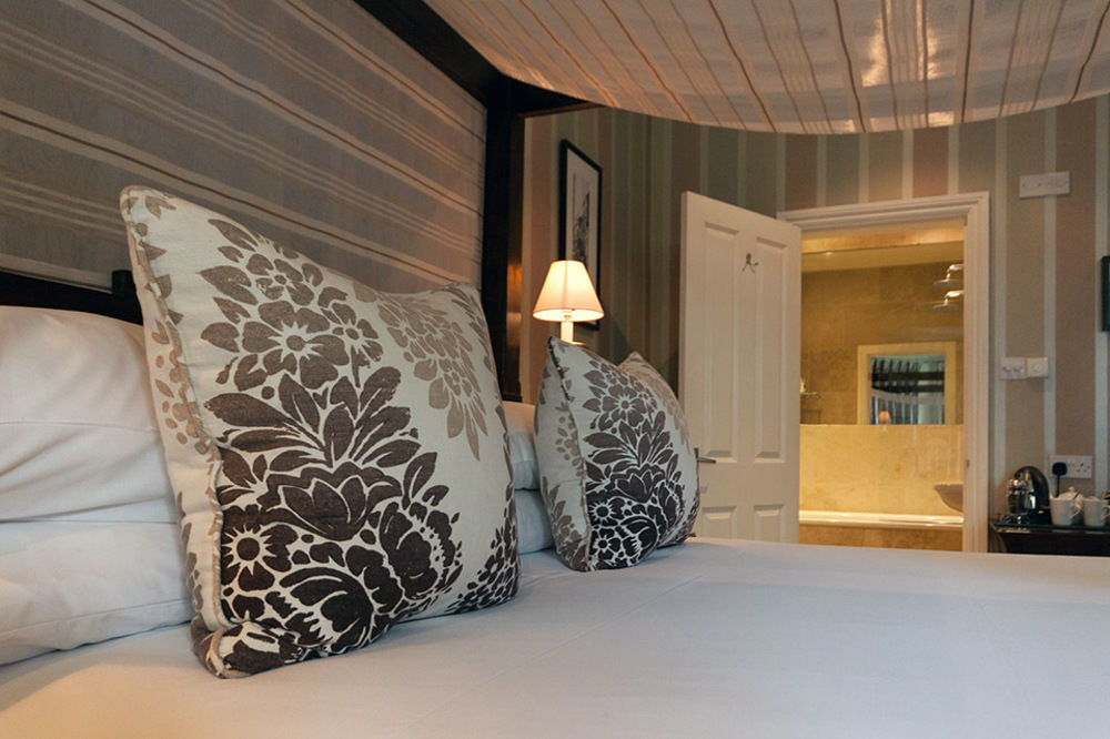באת' Leighton House - Boutique Guesthouse מראה חיצוני תמונה A bedroom at the hotel